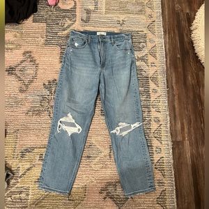 Abercrombie The Mom High Rise Jean